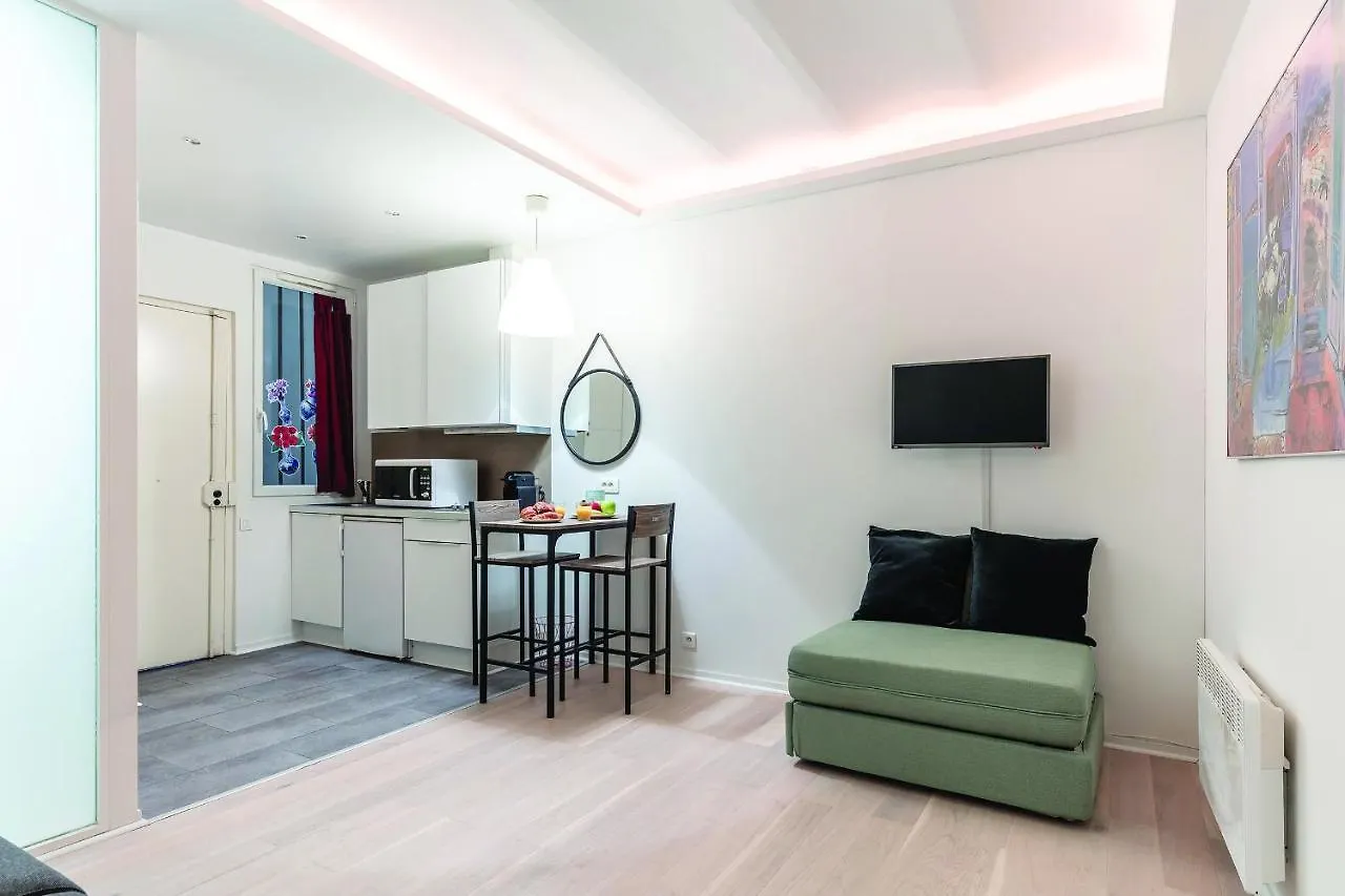 Lovely Studio - St Michel - 18 Sqm